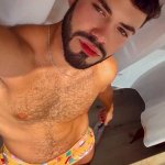 Disponible ahora para hacer travesuras...