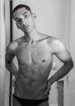 B&W