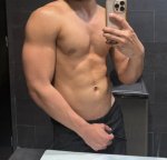 Masaje tántrico Alicante Nico 100% activo polla gr